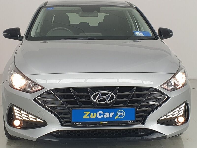 More views of Hyundai i30