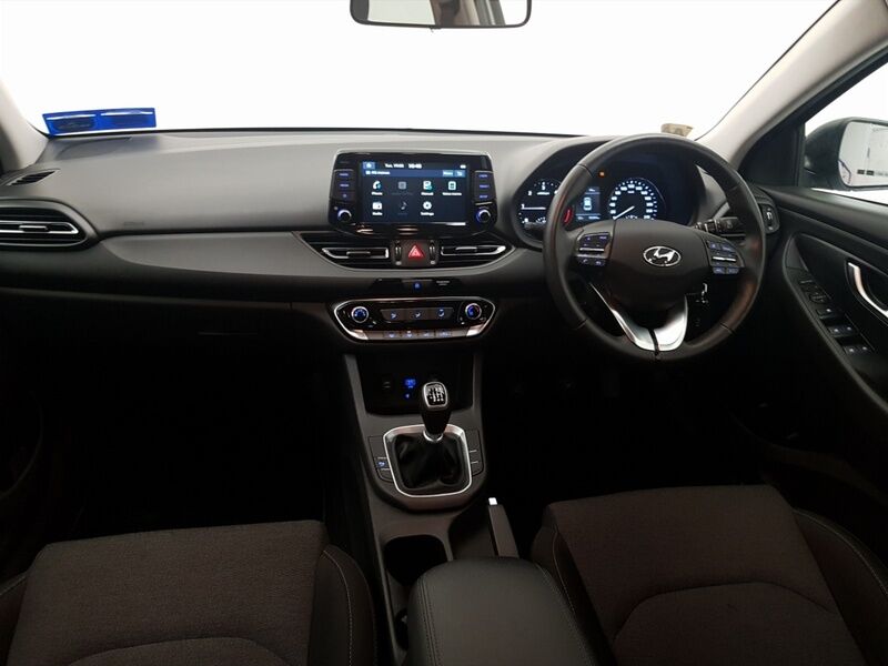 More views of Hyundai i30