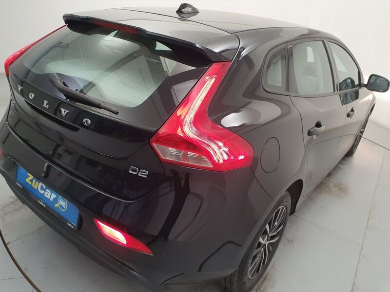 More views of Volvo V40