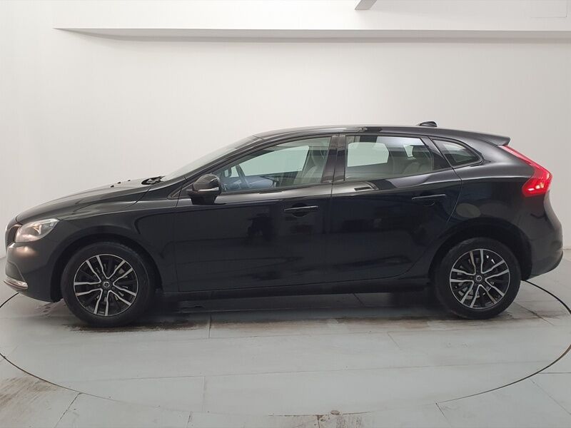 More views of Volvo V40