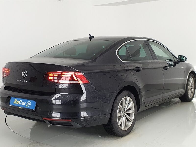 More views of Volkswagen Passat