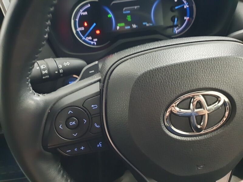 More views of Toyota Rav4