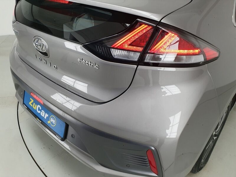 More views of Hyundai Ioniq