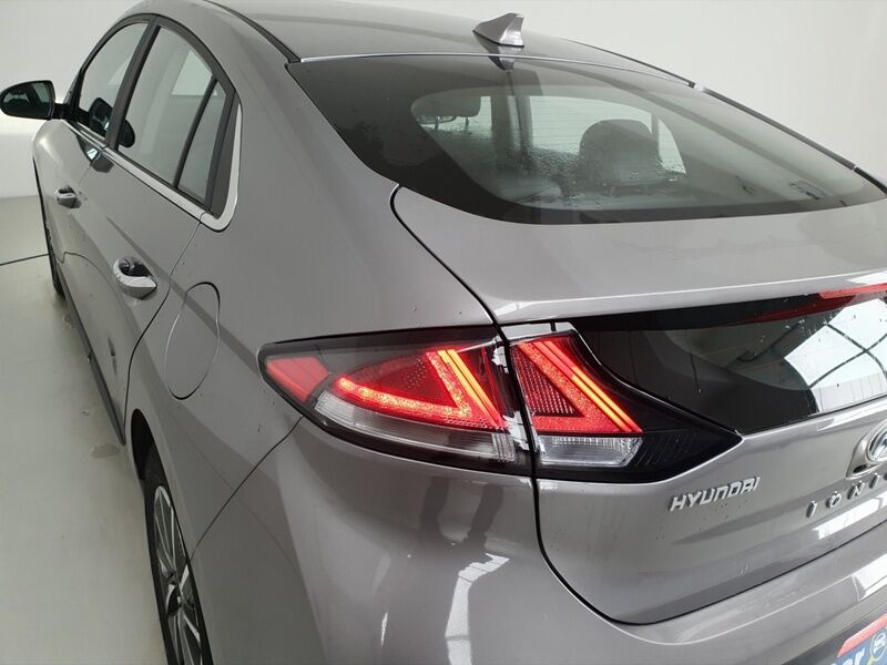 More views of Hyundai Ioniq