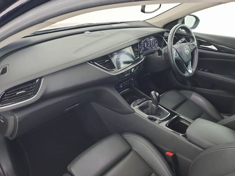 More views of Opel Insignia