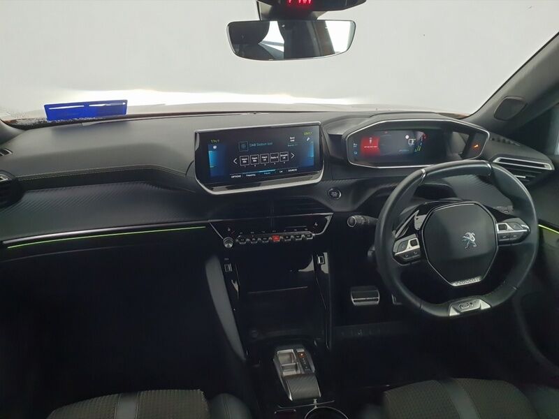 More views of Peugeot 2008