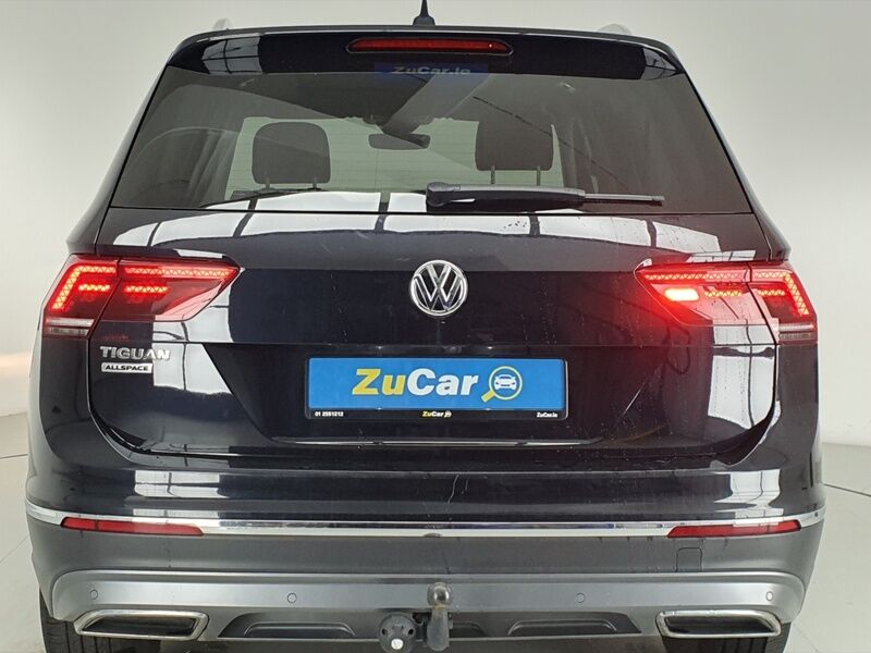 More views of Volkswagen Tiguan Allspace