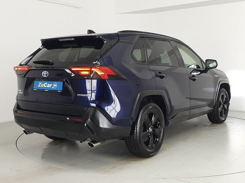 More views of Toyota Rav4