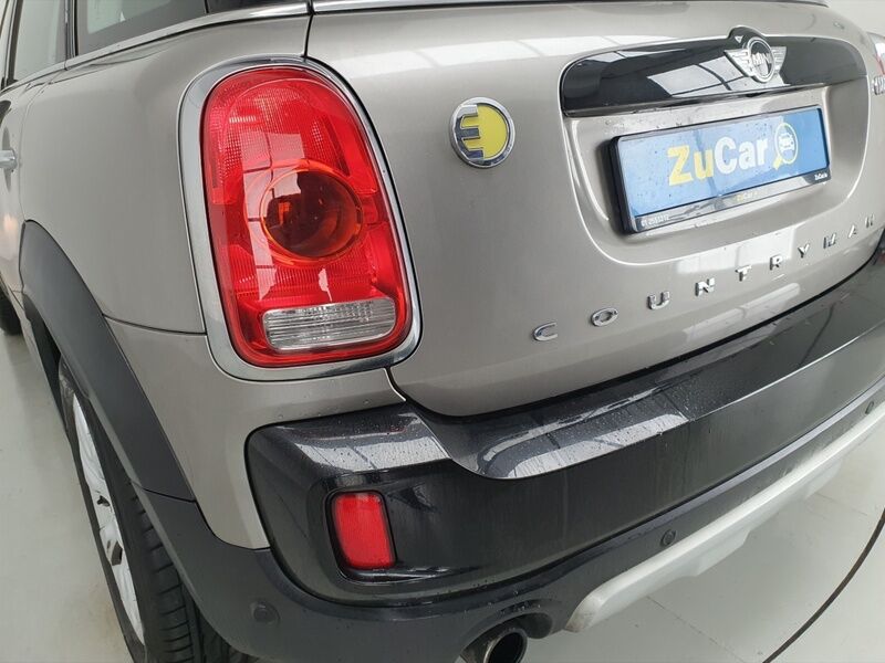 More views of MINI COUNTRYMAN