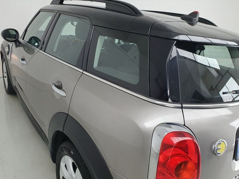 More views of MINI COUNTRYMAN