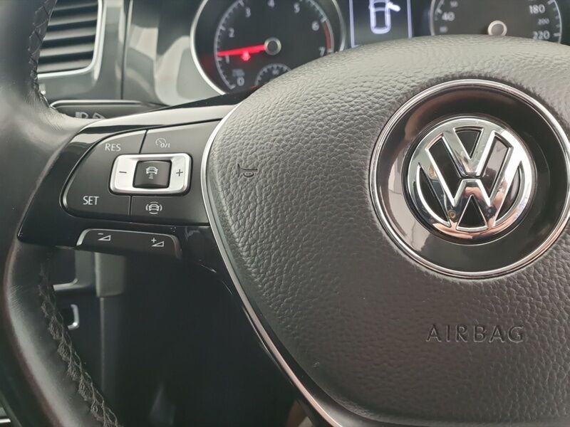 More views of Volkswagen Golf