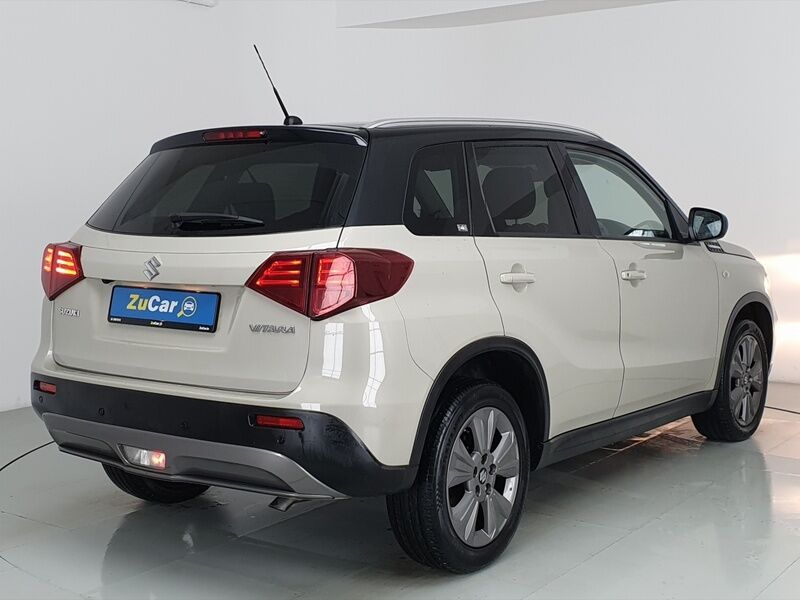 More views of Suzuki Vitara