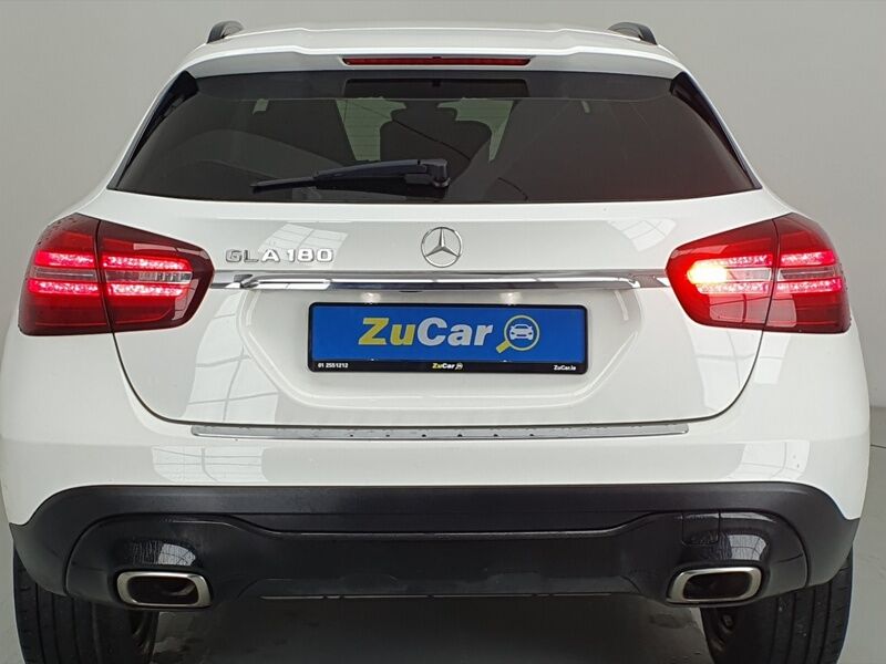 More views of Mercedes-Benz GLA-Class