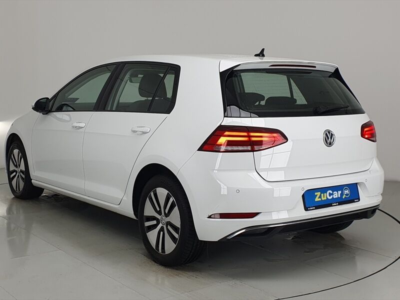 More views of Volkswagen e-Golf