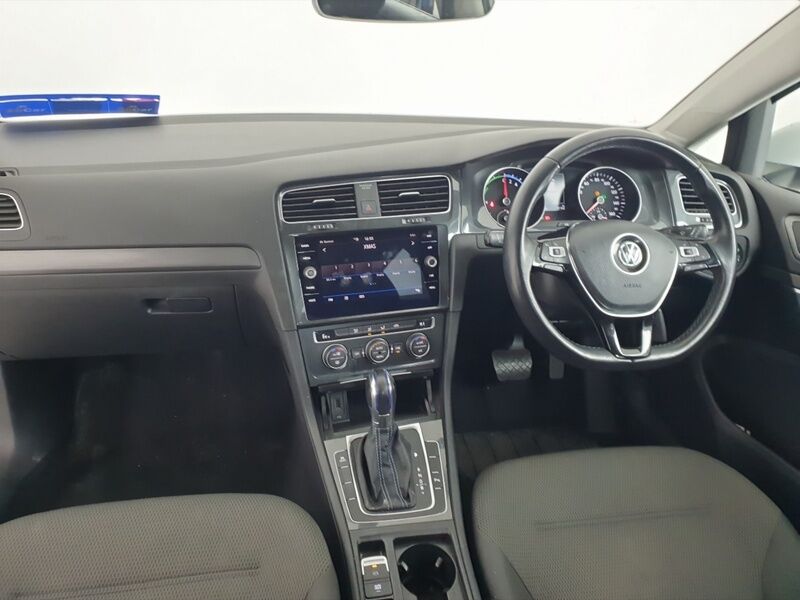 More views of Volkswagen e-Golf