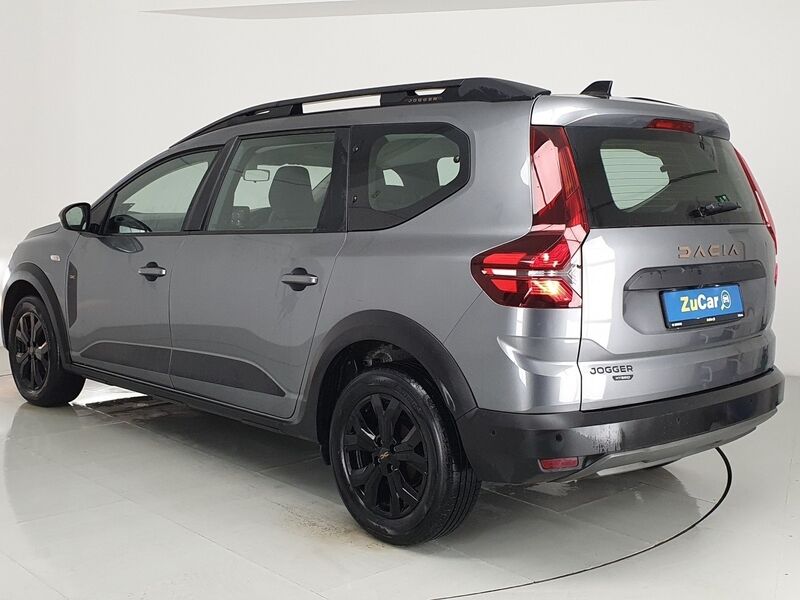 More views of Dacia Jogger