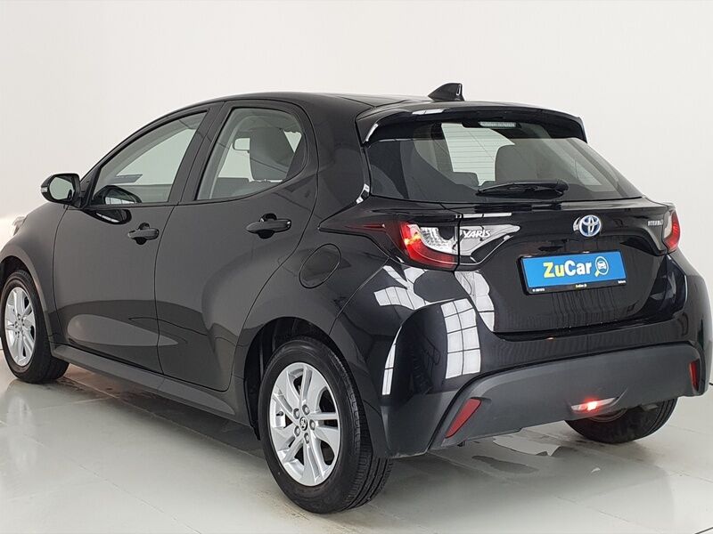 More views of Toyota Yaris