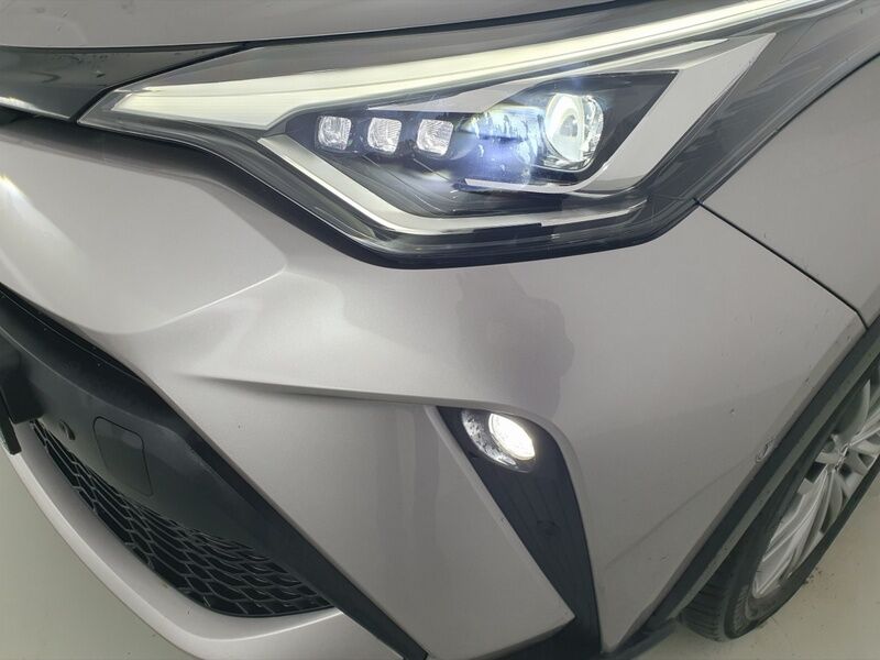 More views of Toyota C-HR