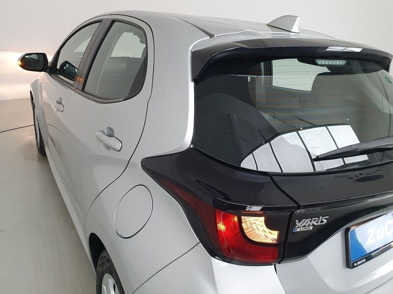 More views of Toyota Yaris