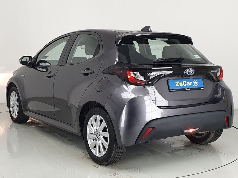 More views of Toyota Yaris