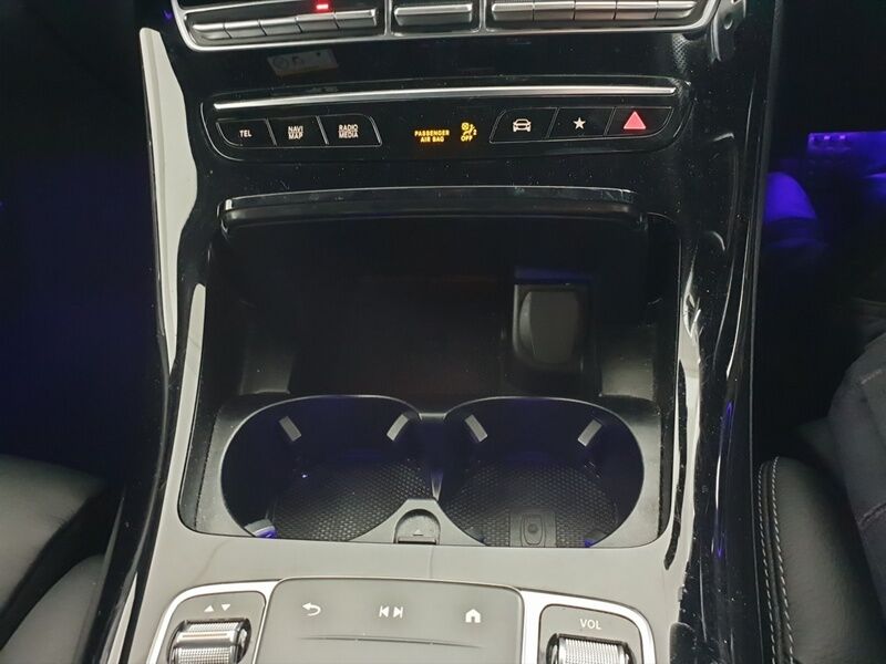 More views of Mercedes-Benz EQC