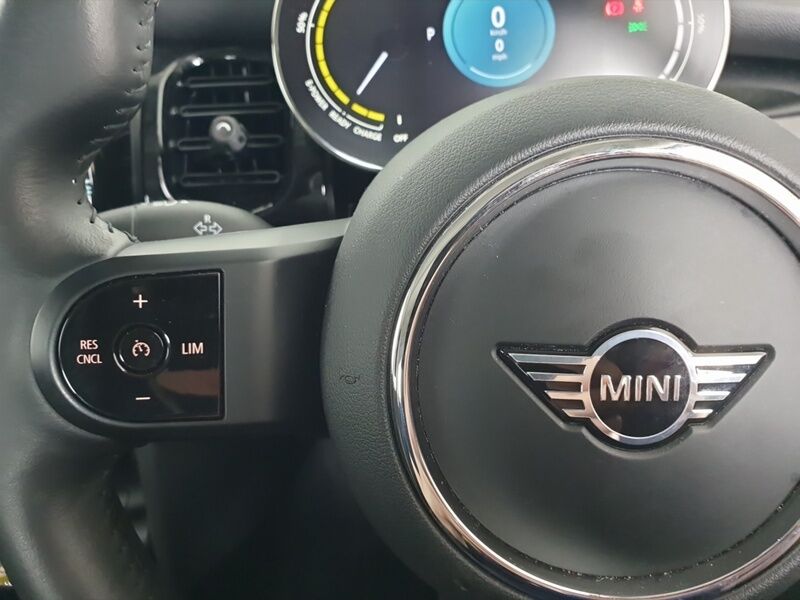 More views of MINI HATCH