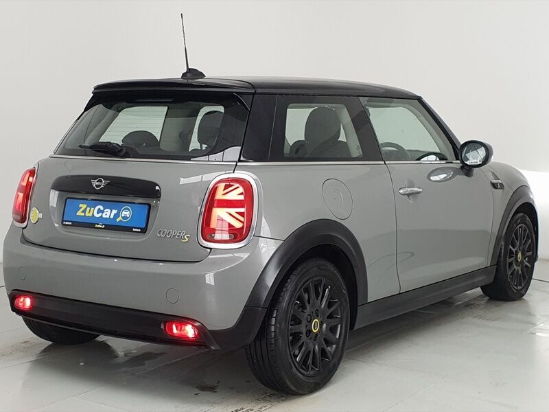 More views of MINI HATCH