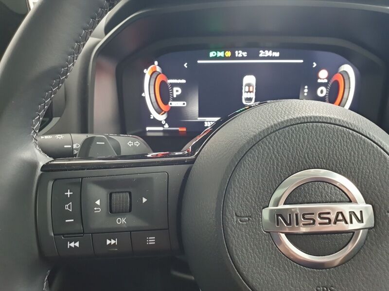 More views of Nissan QASHQAI