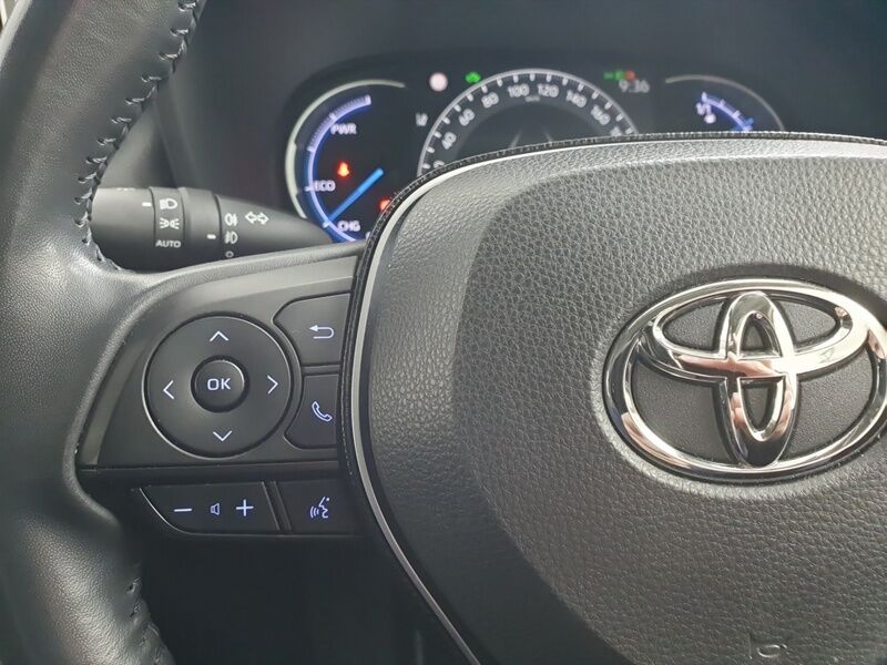 More views of Toyota Rav4