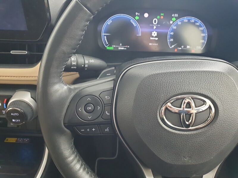 More views of Toyota Rav4