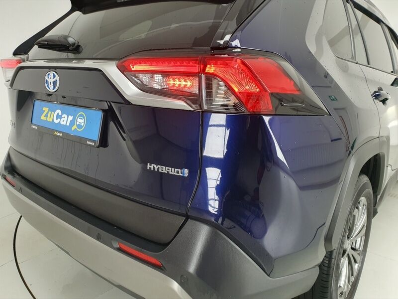 More views of Toyota Rav4