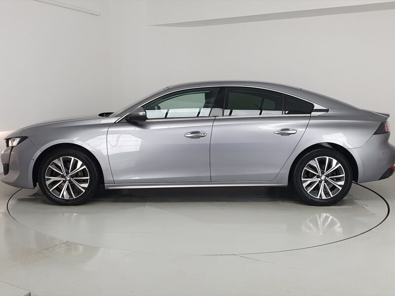 More views of Peugeot 508 