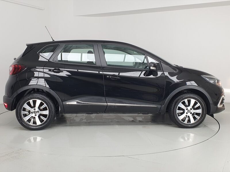 More views of Renault Captur