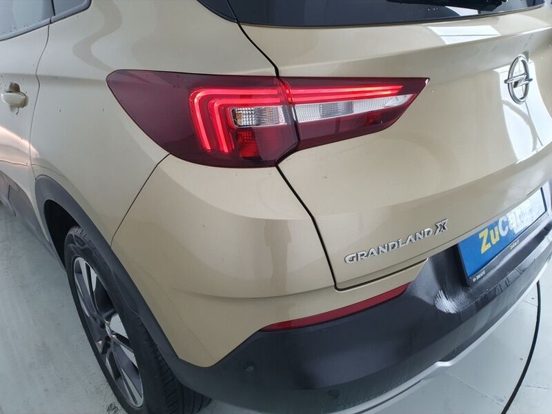 More views of Opel GRANDLAND X