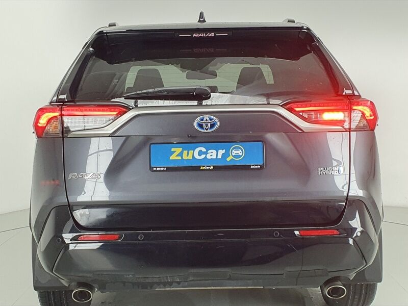 More views of Toyota Rav4