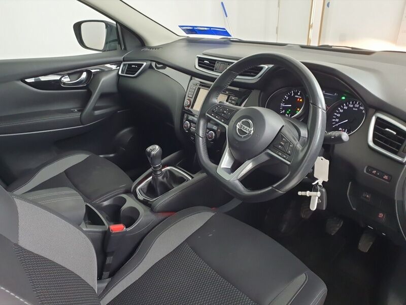 More views of Nissan QASHQAI