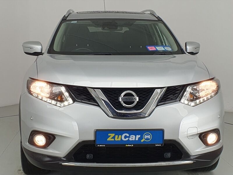 More views of Nissan X-Trail