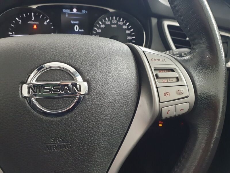 More views of Nissan X-Trail