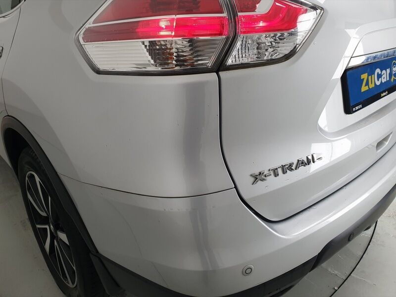 More views of Nissan X-Trail