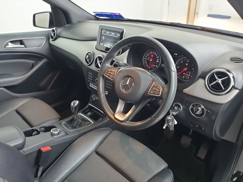 More views of Mercedes-Benz B-Class