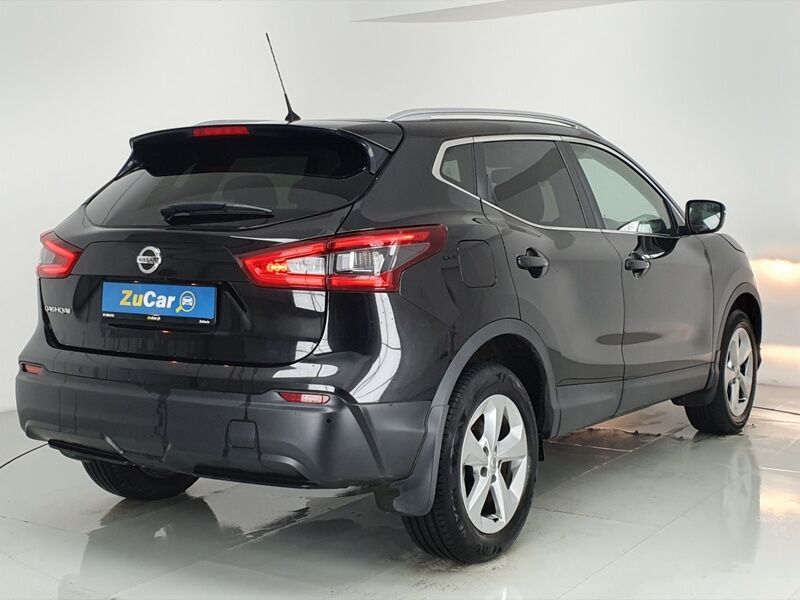 More views of Nissan QASHQAI